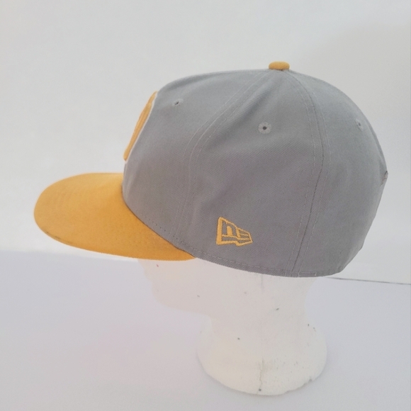 New Era Milwaukee Brewers Gray and Yellow Men's Cap Sz.7 3/8 - Picture 2 of 6